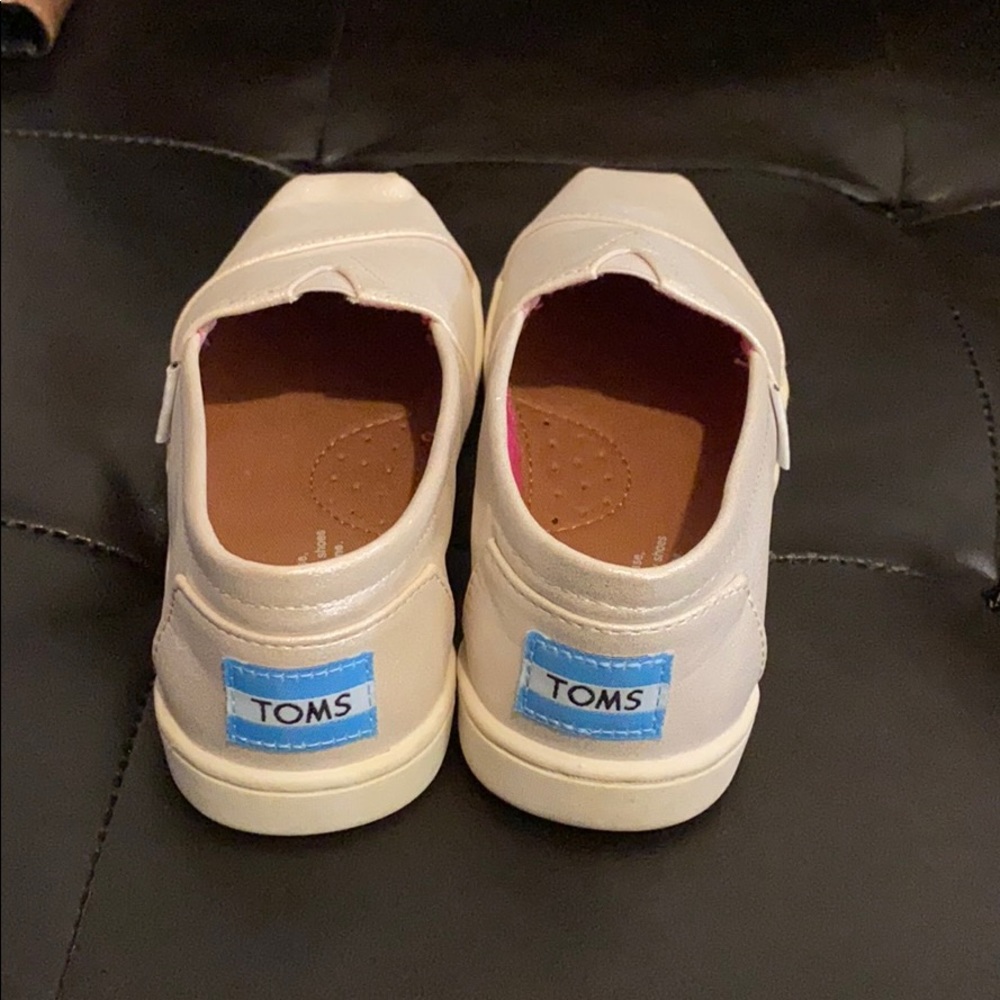Toms used US size 1